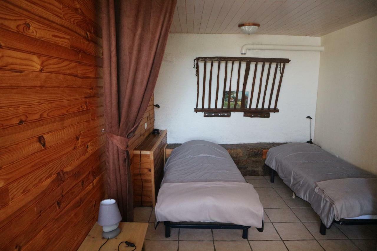 Gites Au Coeur Des Bois La Salvetat-sur-Agout Exterior foto