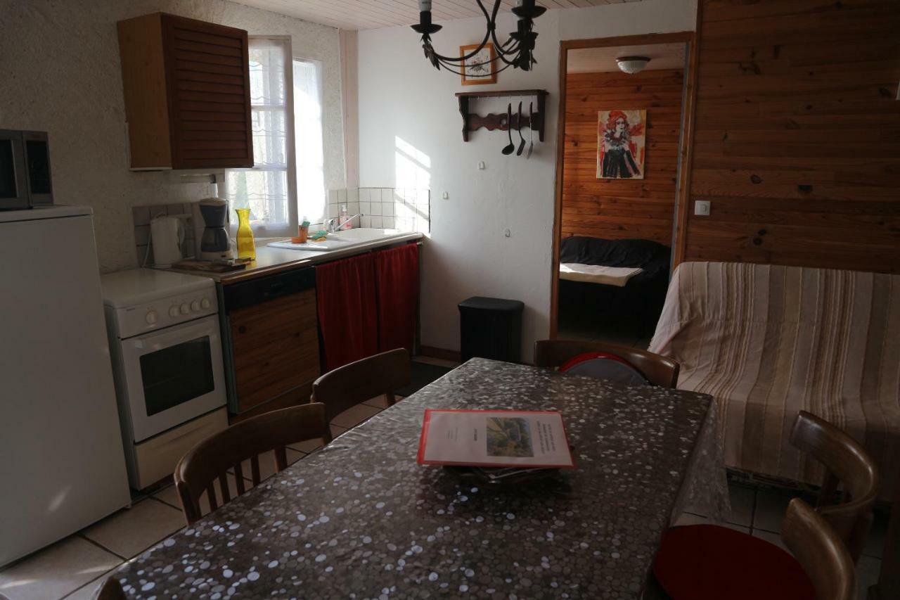 Gites Au Coeur Des Bois La Salvetat-sur-Agout Exterior foto