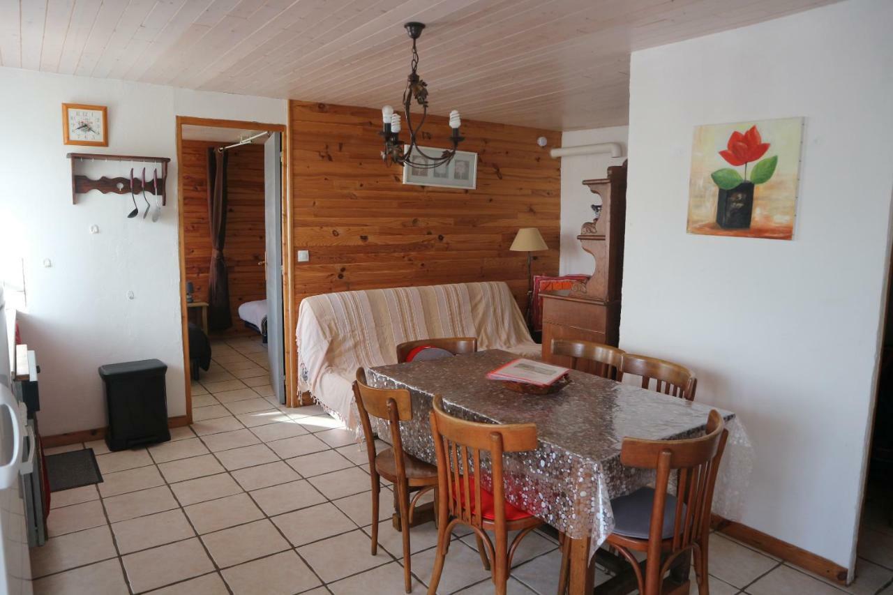 Gites Au Coeur Des Bois La Salvetat-sur-Agout Exterior foto